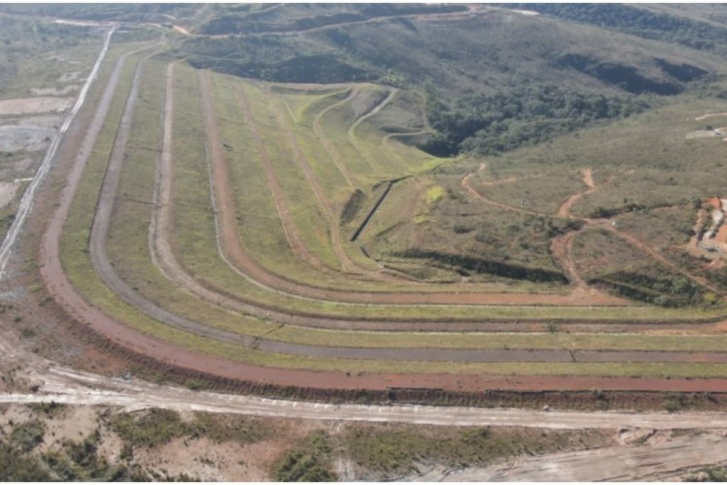 Empresa alega que situação está sendo monitorada 24h por dia na barragem de Ouro Preto