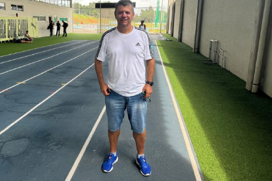 Poços marca presença no Curso Internacional da World Athletics